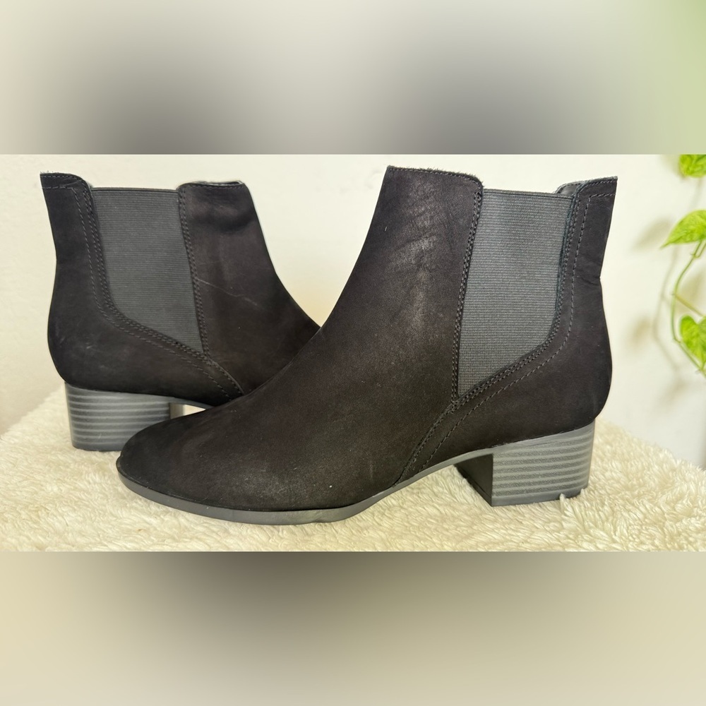 ALEX MARIE Black ankle Suede Leather Booties – Size 8 - Picture 5 of 7